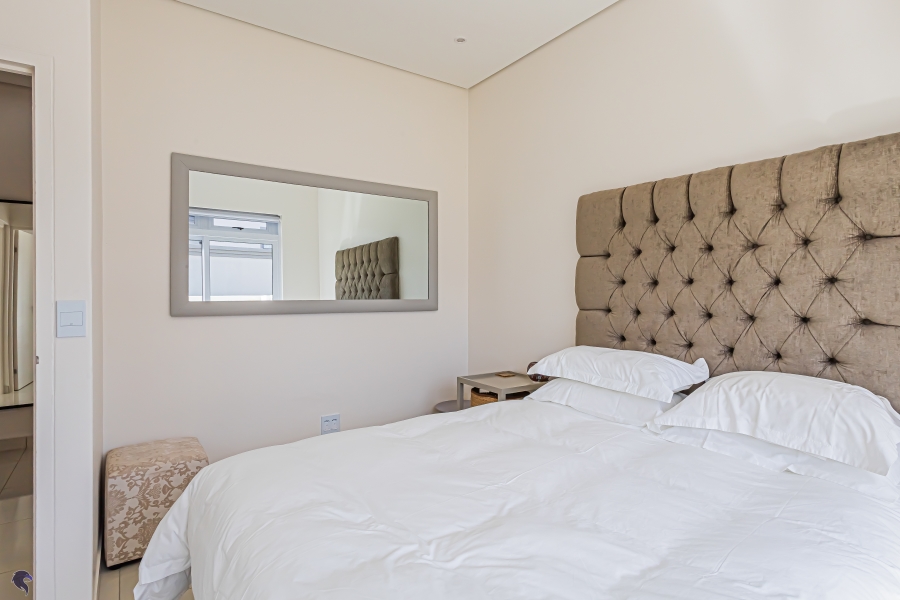 6 Bedroom Property for Sale in Country Club Western Cape